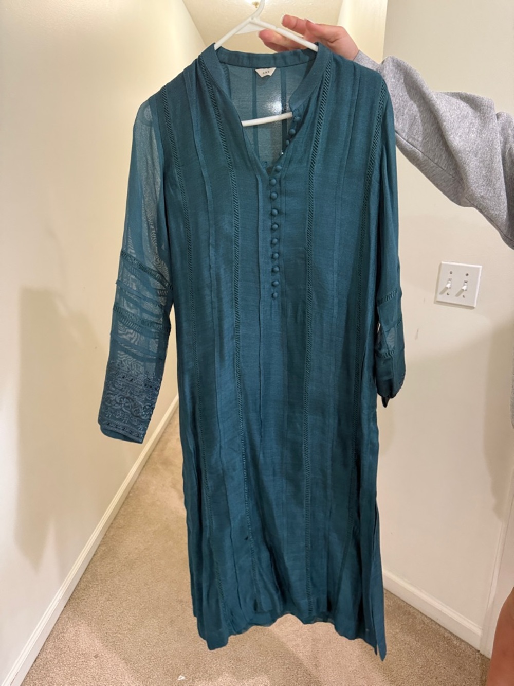 Sak Atelier Teal Linen-Blend Tunic Top and dupatta